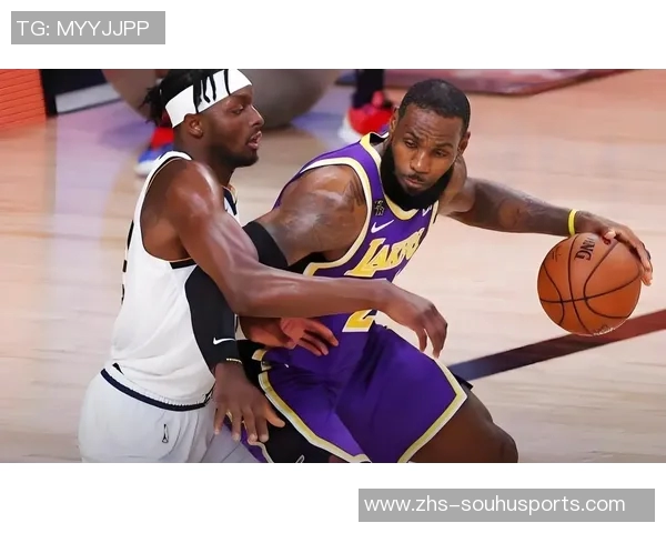 热火与湖人激战正酣大比分对决引发球迷热议与期待 热火与湖人激战正酣大比分对决引发球迷热议与期待